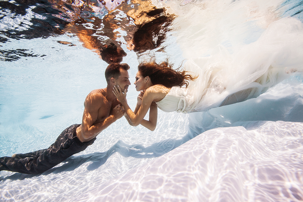 underwater wedding at alila manggis in bali