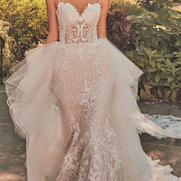 wedding gown with detachable skirt