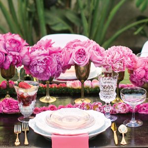 pink ombre wedding centerpiece flowers 
